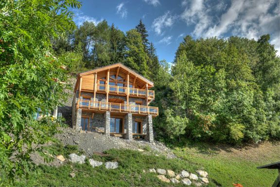 Photo d'un autre chalet sur Peisey Nancroix dans son environnement