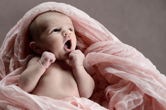 Photographe bébé naissance