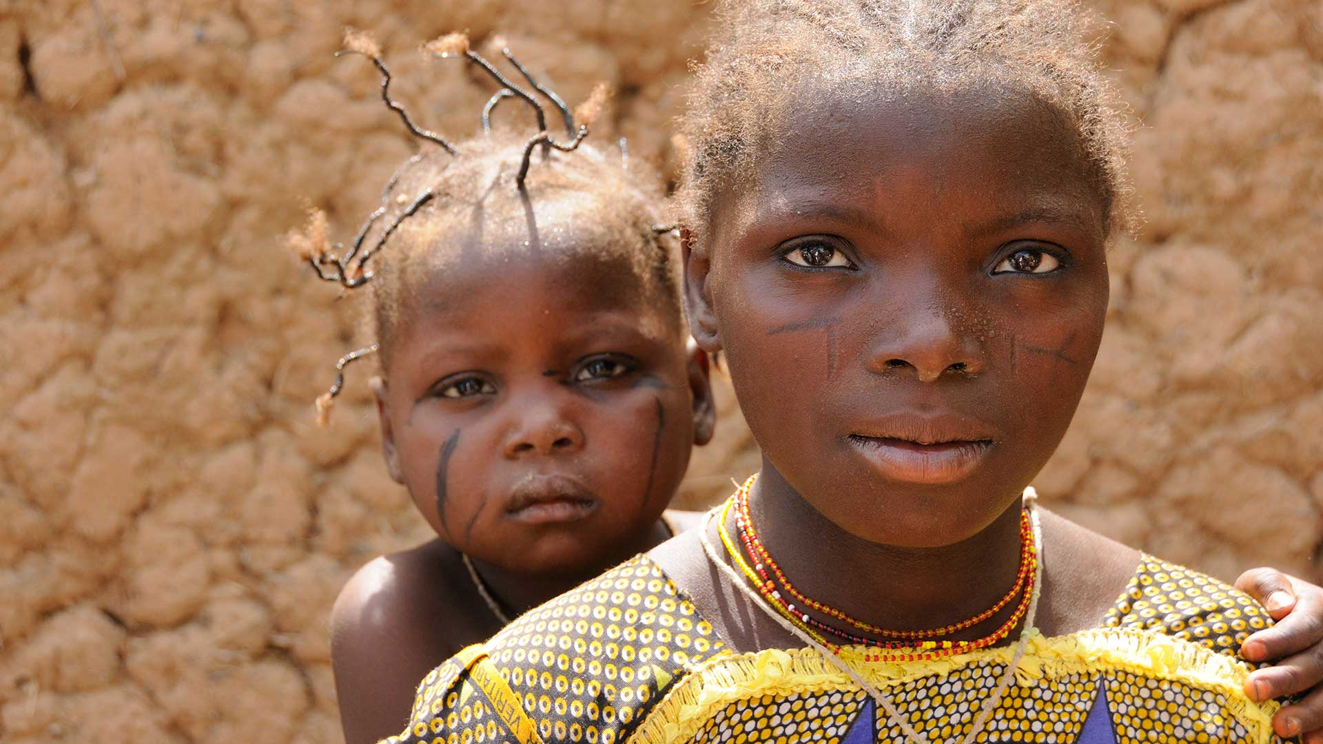 Portrait enfant avec scarification